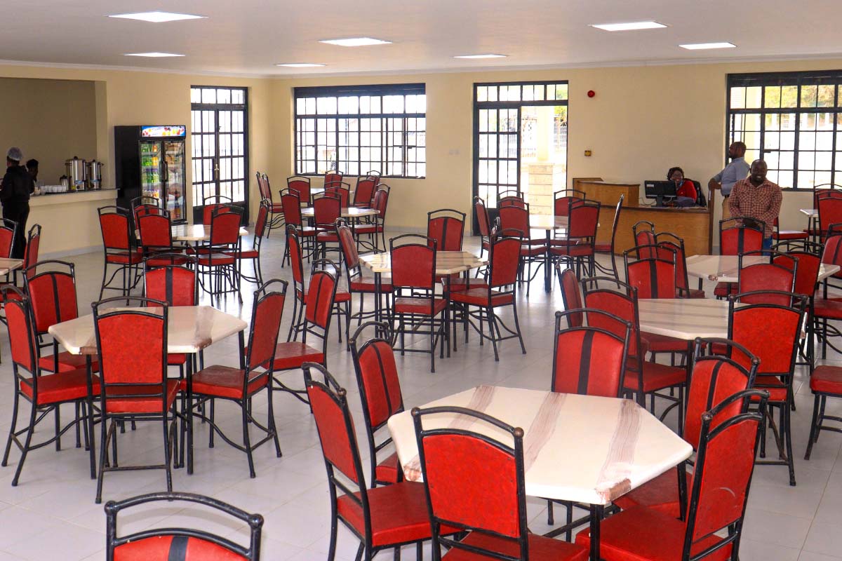 Faye Smith Cafeteria Opens