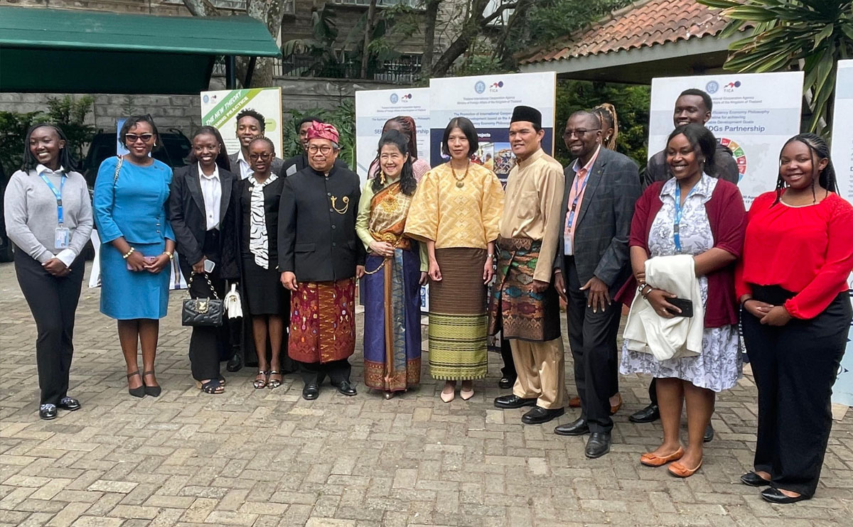 Daystar University International Relations students with ASEAN Ambassadors and High Commissioners